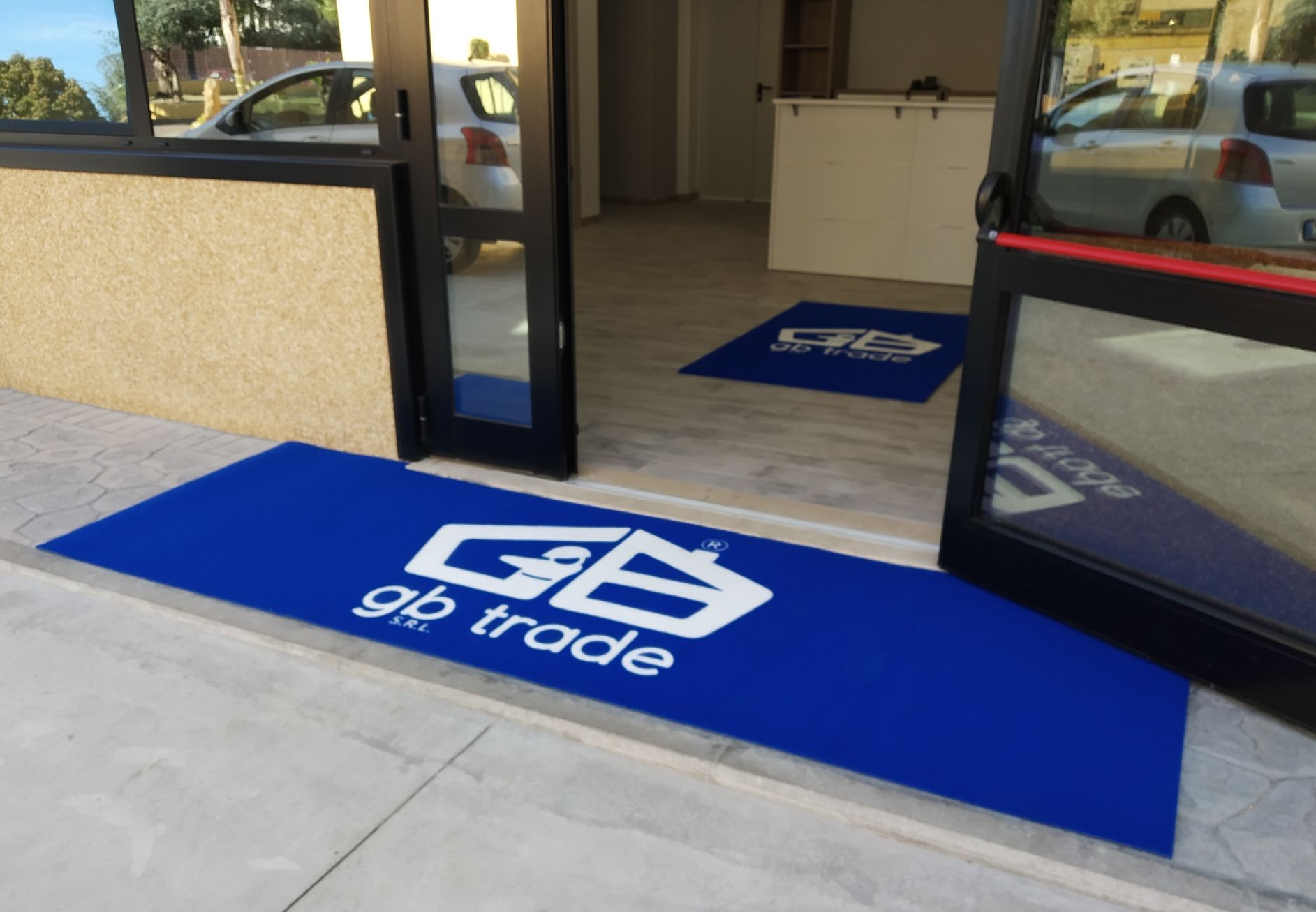 Tappeti personalizzati con loghi aziendali 
